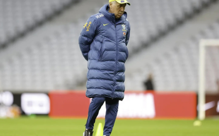 Carlo Ancelotti admite interesse em permanecer na seleção após a Copa de 2026