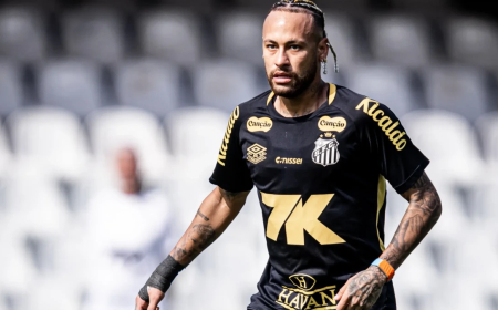 Neymar sofre lesão e não deve mais jogar em 2025