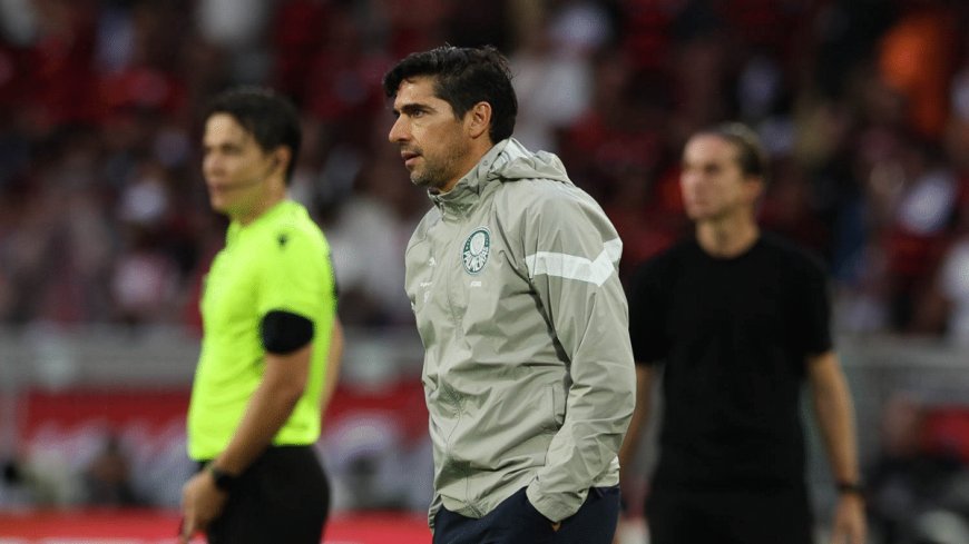 Abel Ferreira e Filipe Luís são indicados ao prêmio de melhor técnico do mundo em 2025