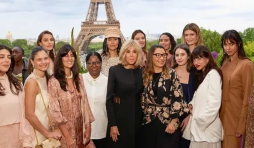 Desfile em Paris com Janja custa R$ 344 mil aos cofres públicos