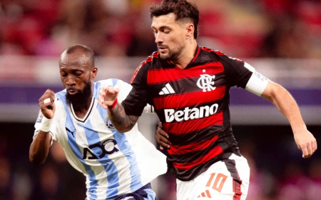Arrascaeta atinge temporada com mais assistências pelo Flamengo
