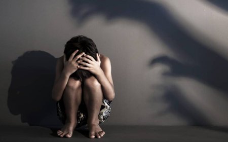 Denúncia feita por escola leva à prisão de casal acusado de tortura criança em Mara Rosa