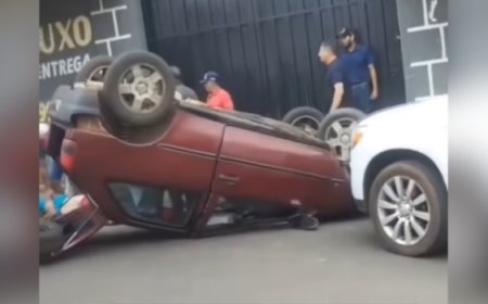 Carro capota na região central de Rialma