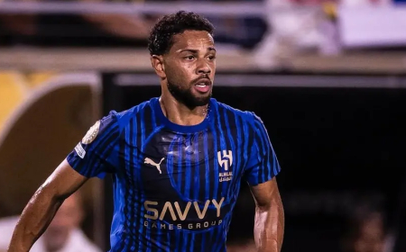 Atlético-MG acerta a contratação do lateral-esquerdo Renan Lodi