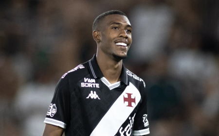 Vasco recusa proposta do Zenit por Rayan e aumenta pedida; confira os valores