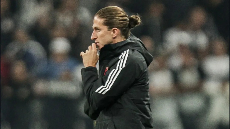 Flamengo e Filipe Luís entram em acordo e treinador permanece no clube carioca