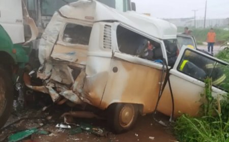 Engavetamento com quatro veículos deixa três feridos na BR-020, em Formosa