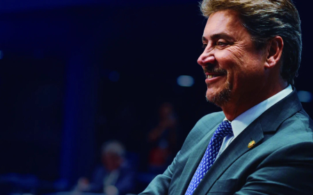 Valdemar chama Wilder de “futuro governador” em ato do PL e confirma pré-candidatura própria em Goiás