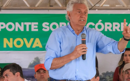 Caiado desmente fakenews sobre Saneago distribuída por petistas