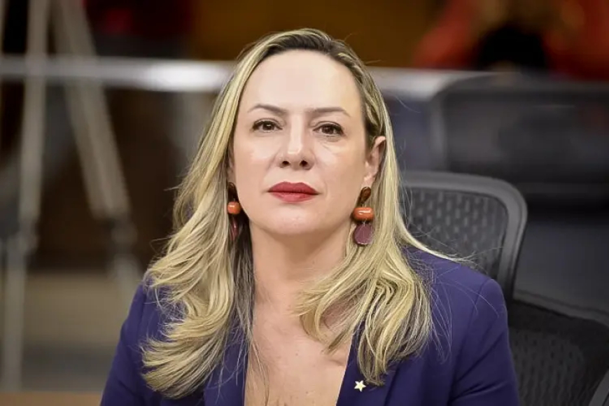 Adriana Accorsi diz que decisão do PT sobre candidatura ao governo de Goiás ainda vai demorar