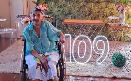 Idosa de 109 anos comemora aniversário com netos, bisnetos e tataranetos em Barro Alto