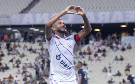 Gustavo Coutinho marca de pênalti e Atlético derrota Ceará fora de casa na Série B