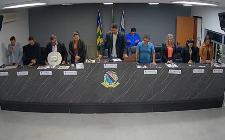 Veja o momento em que vereadores de Rialma aprovam auxílio-alimentação de R$ 1 mil