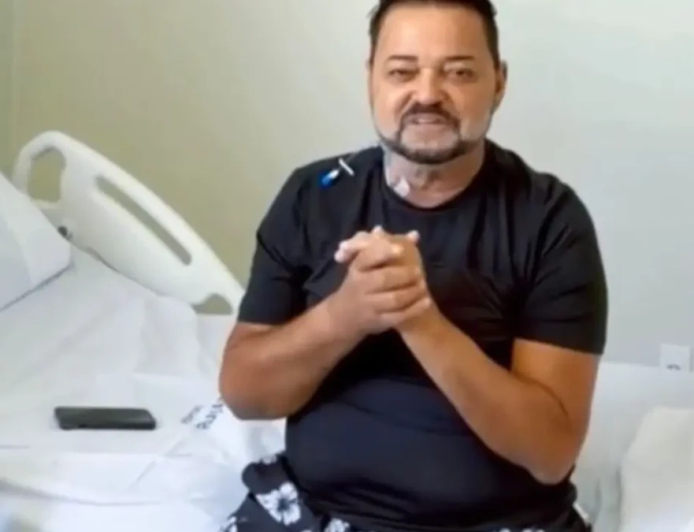 Cantor Ray recebe alta, agradece orações e fala em voltar aos palcos
