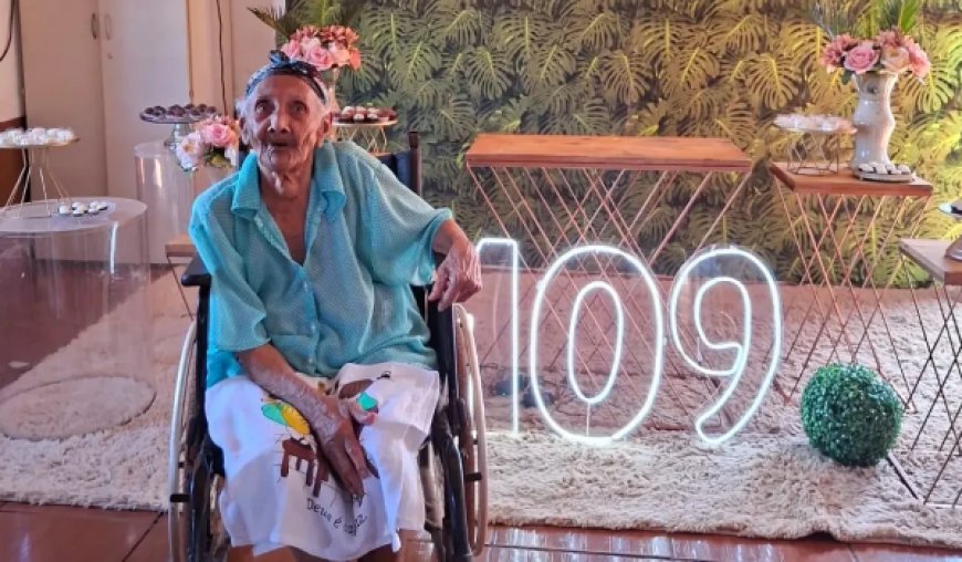 Idosa de 109 anos comemora aniversário com netos, bisnetos e tataranetos em Barro Alto