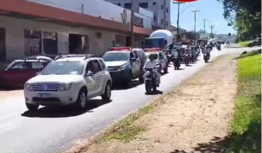 Comoção marca sepultamento de Vinicius Ferreira Cunha em Ceres