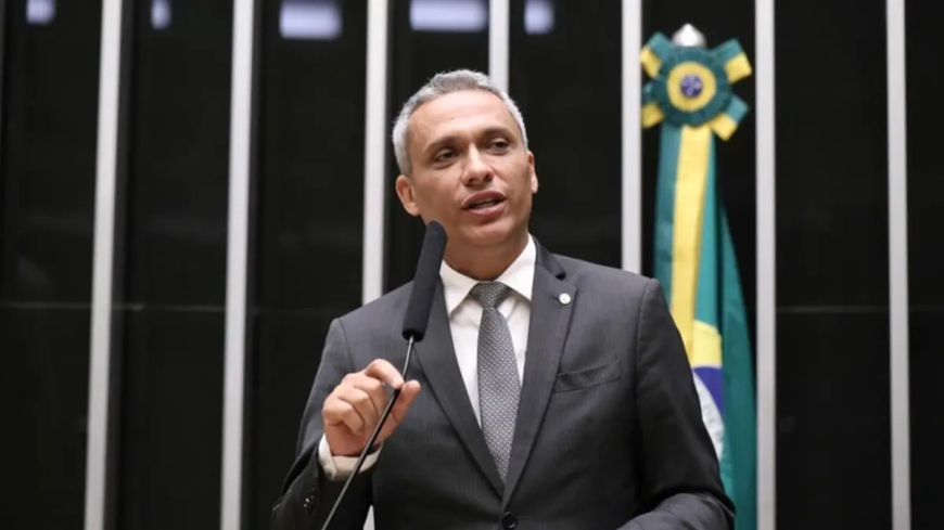 Câmara aprova projeto que acaba com sigilos sobre gastos públicos
