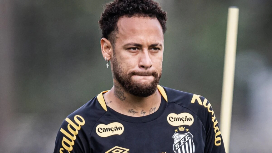 Neymar curte foto de loira no Instagram e depois apaga interação; saiba quem é