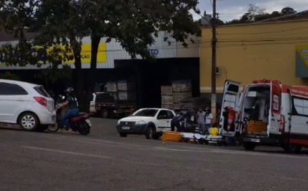 Acidente no centro de Ceres deixa duas pessoas feridas
