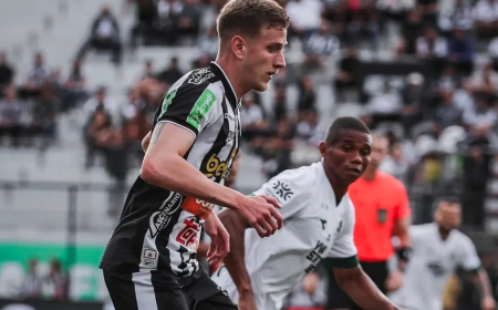 Thiago Rodrigues pega pênalti, mas Goiás cede empate em Minas Gerais