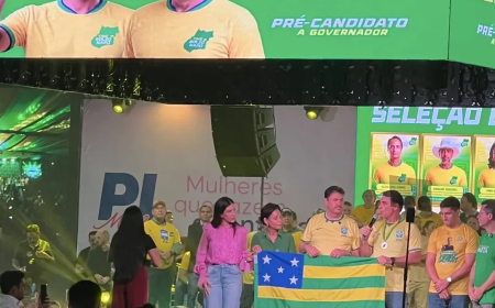 Flávio Bolsonaro critica Lula: “Muita gente que gostava de fazer um churrasco está trocando a carne vermelha por frango ou linguiça “