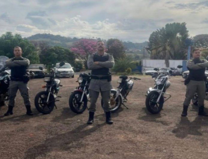 Motocicletas irregulares são removidas durante operação da PM em Ceres e Rialma