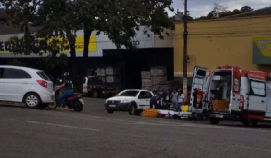Acidente no centro de Ceres deixa duas pessoas feridas