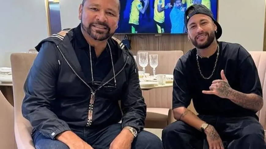 Neymar pai aluga mansão de R$ 73 milhões com tema de Star Wars para Copa do Mundo; veja fotos