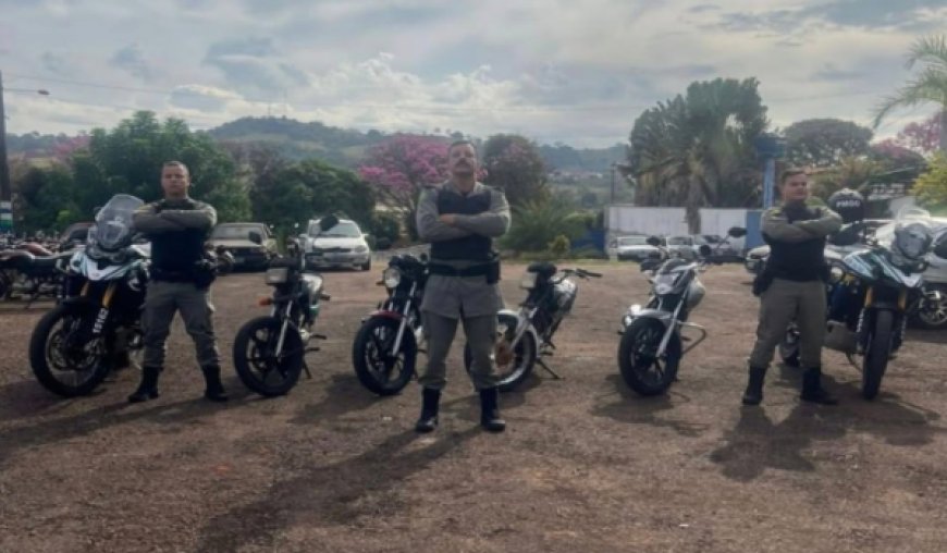 Motocicletas irregulares são removidas durante operação da PM em Ceres e Rialma