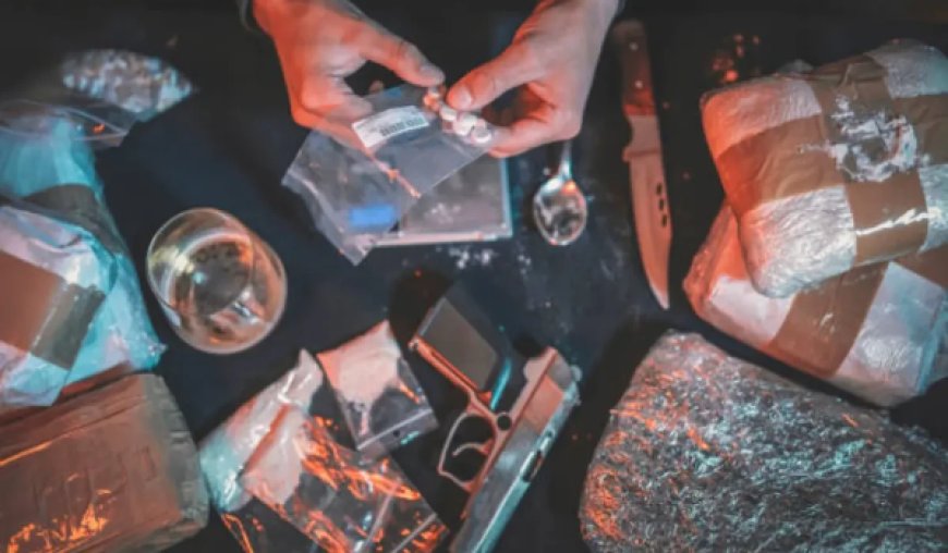 GO: Júri reduz pena de pai que matou amigo do filho que colocou o jovem nas drogas