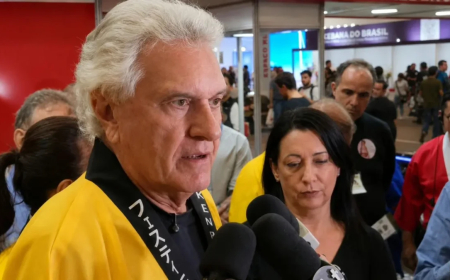 Caiado volta a criticar Flávio Bolsonaro após carta de Jair: “Liderança não se herda”